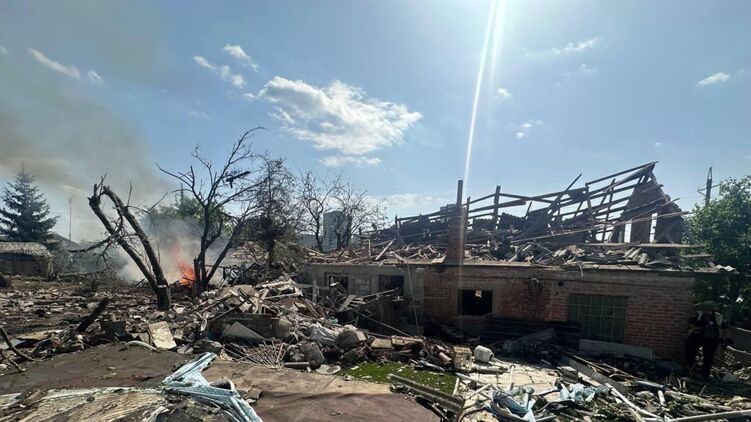 Последствия удара РФ по Харькову. Фото: областная прокуратура