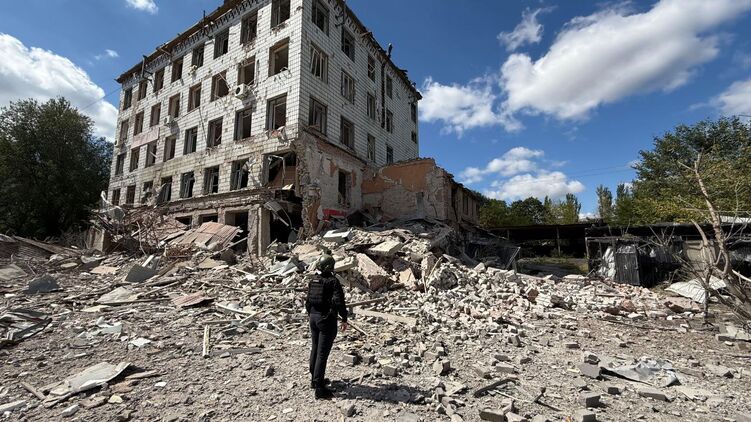 Наслідки прильотів по Покровському району Донецької області