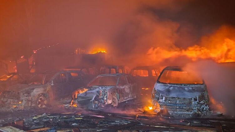 Последствия прилетов по Чугуеву Харьковской области