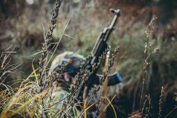 Гарантії безпеки в обмін на Донбас? Що насправді запропонували американці Зеленському