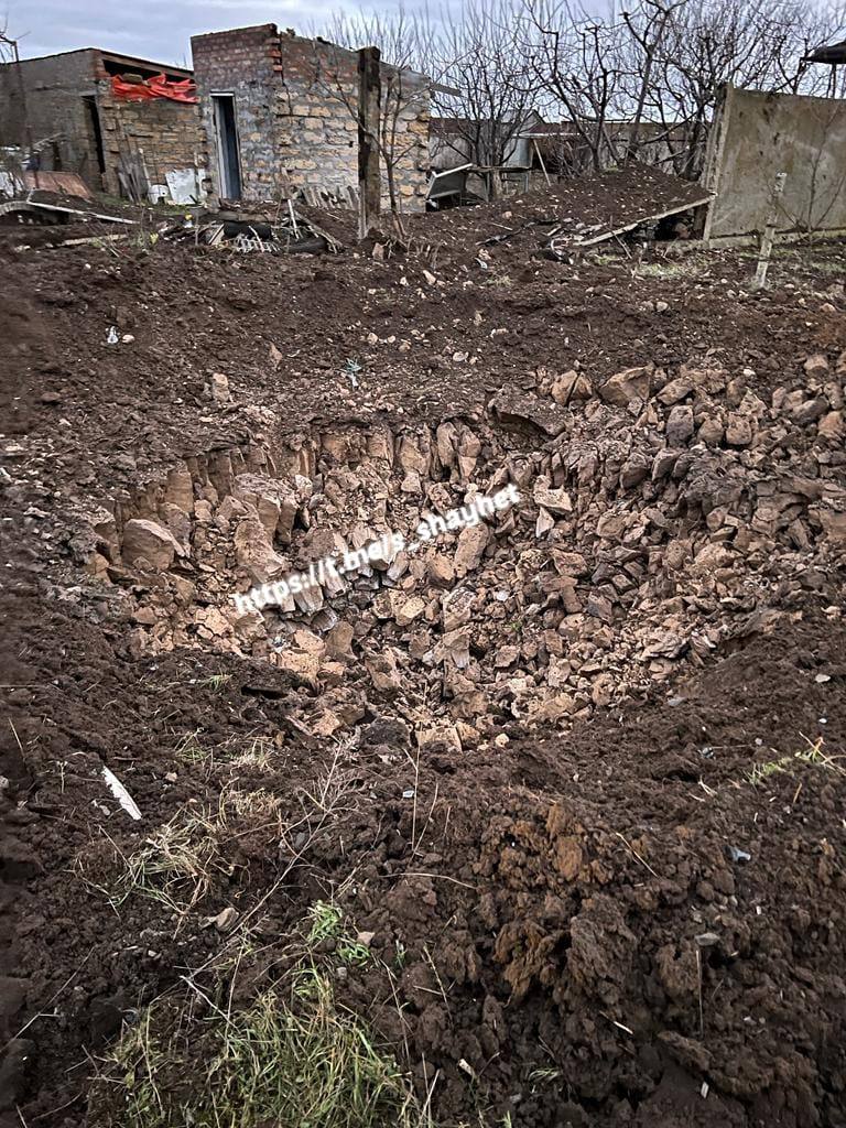 Войска РФ обстреляли Очаков, ракеты попали в дом