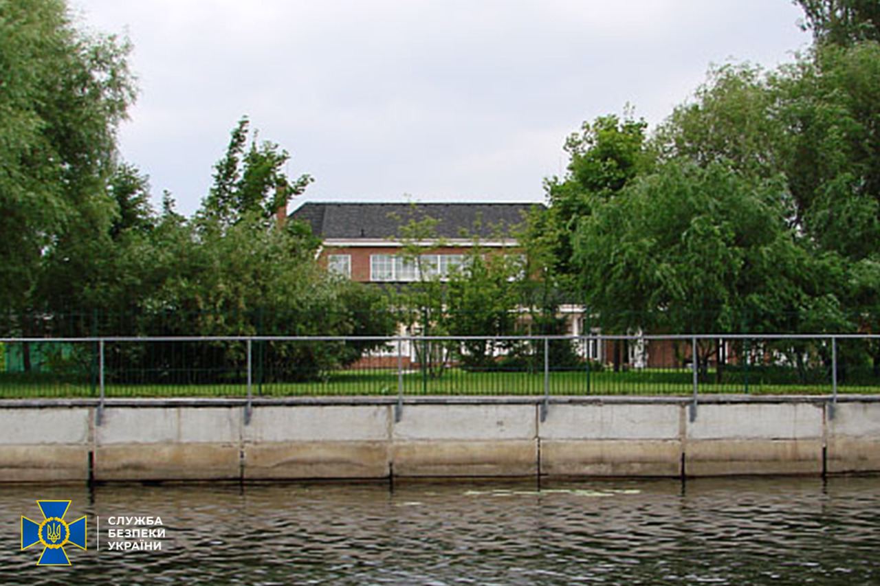 СБУ арестовала имущество экс-министра образования Украины Табачника