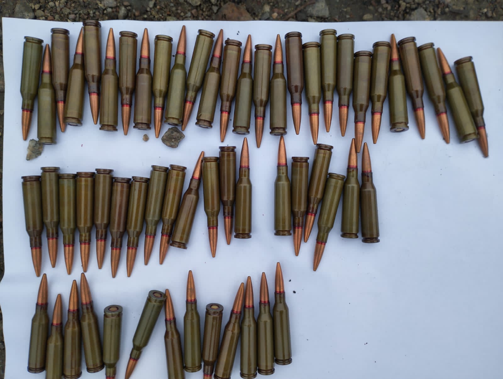 мужчина продавал на улице гранатомет