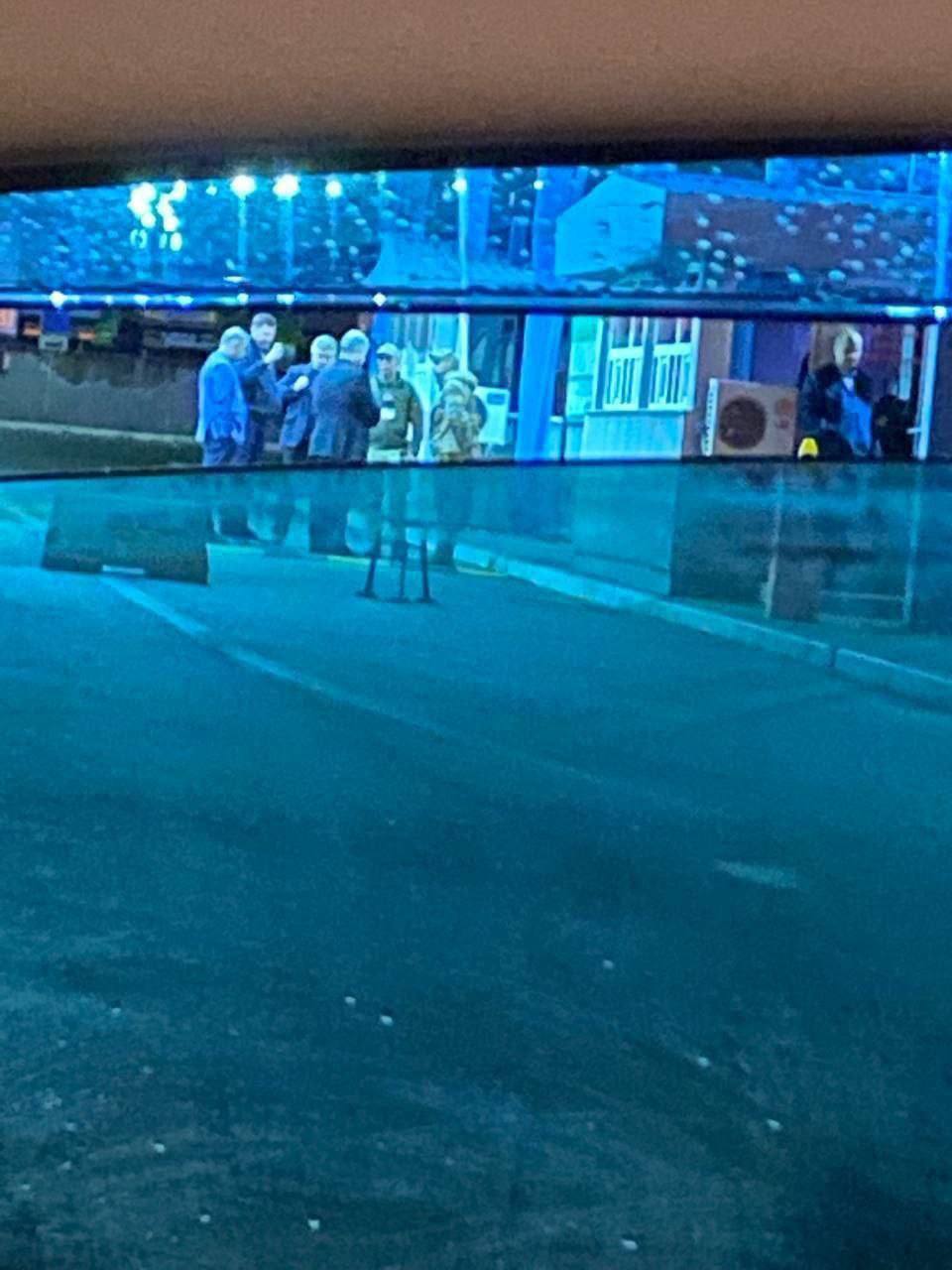 Порошенко хотел уехать в Польшу