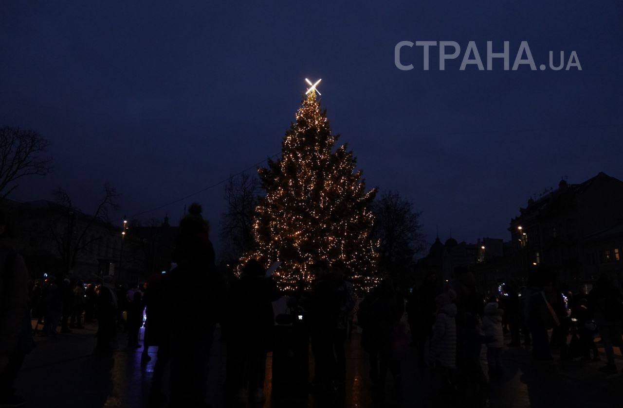 Во Львове празднуют Рождество