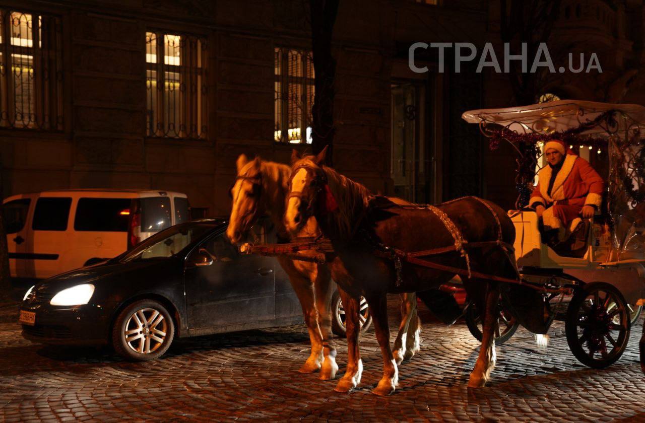 Во Львове празднуют Рождество