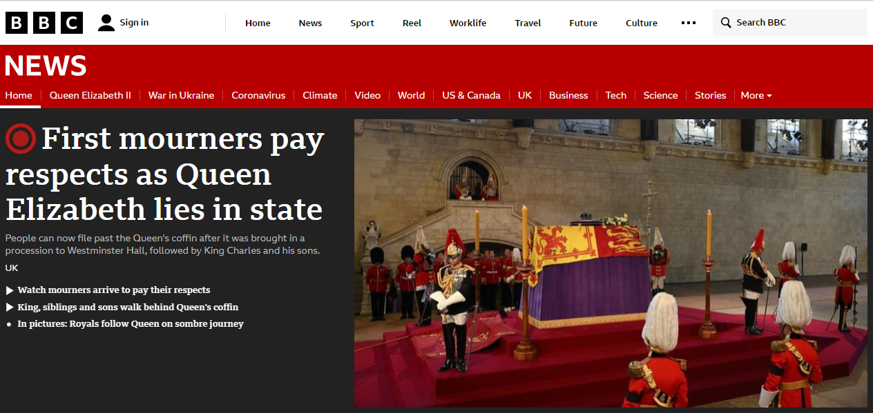 Издание ВВС сообщило о том, что гроб с телом Елизаветы II покидает Букингемский дворец и направляется в Вестминстерский, где будет происходить последнее прощание