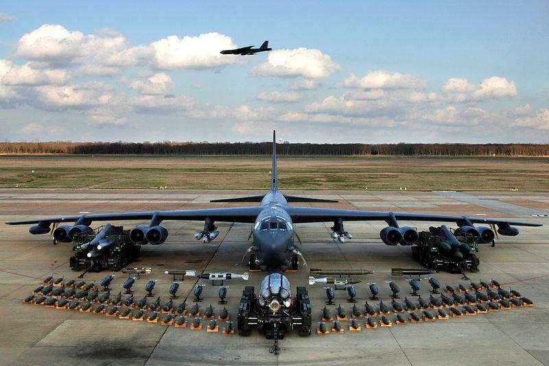 Boeing B-52 Stratofortress 