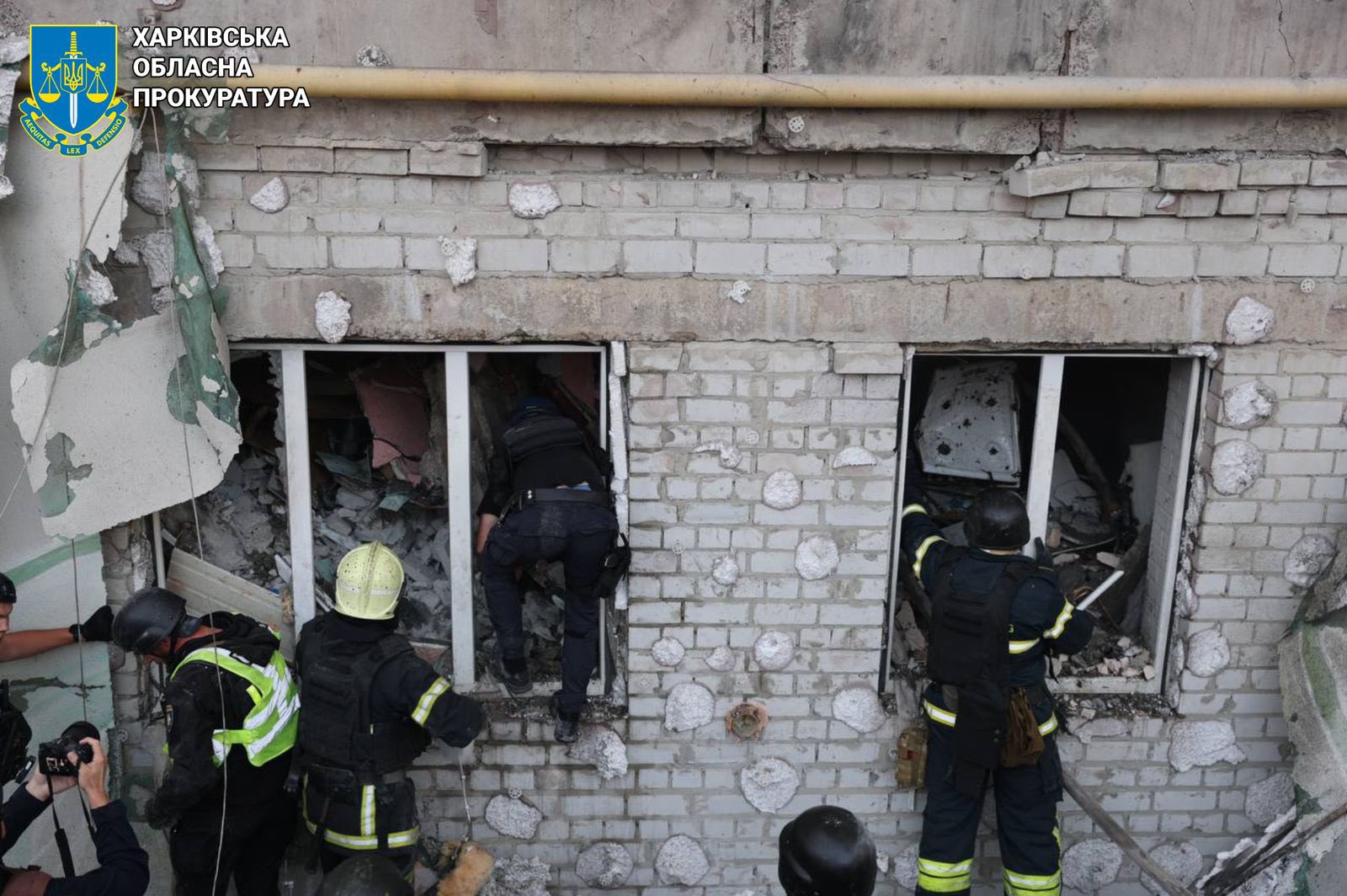 Фото спасательной операции (4). Источник - facebook.com/pgo.gov.ua