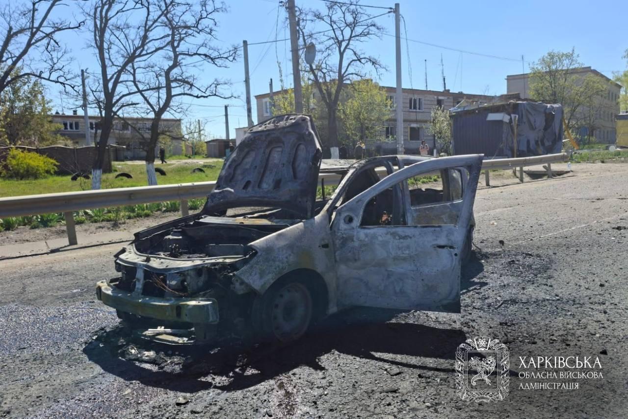 Фото (3) последствий ракетного удара по Мерефе. Источник – Харьковская ОВА